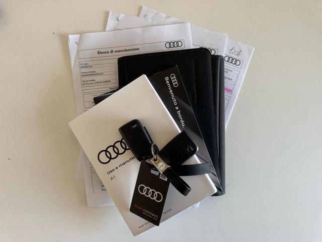 AUDI A1 citycarver 30 TFSI S tronic Admired