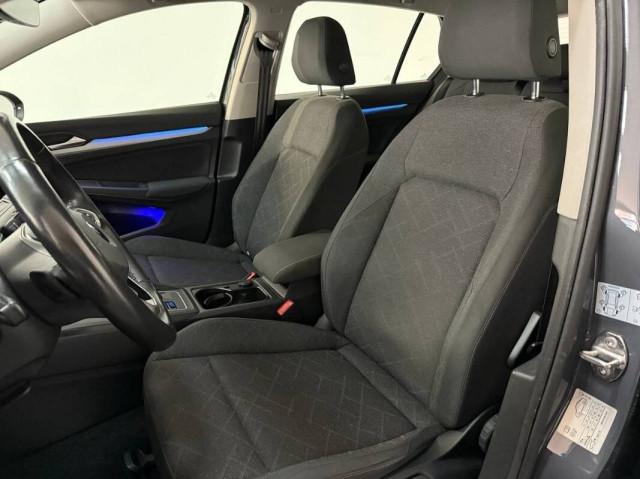 Volkswagen Golf 1.5 etsi evo Life 130cv dsg