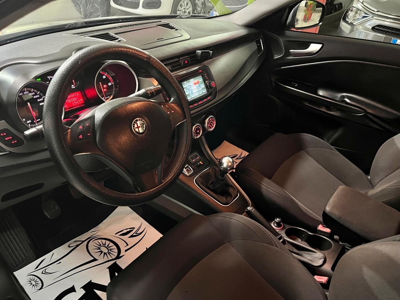 Alfa Romeo Giulietta 1.6 JTDm-2 120 CV Distinctive