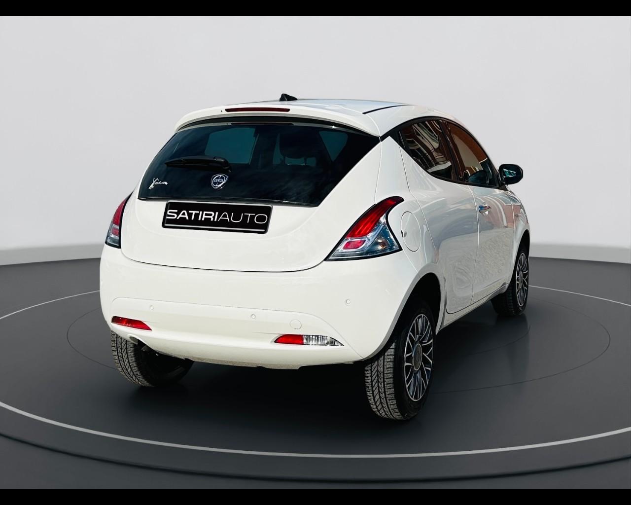 LANCIA Ypsilon III 2021 - Ypsilon 0.9 t.air Gold metano 70cv