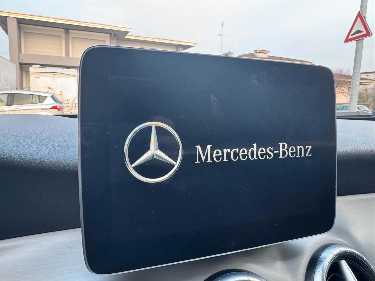 Mercedes-benz CLA 200 d S.W. 4Matic Automatic Business NEOPATENTATI