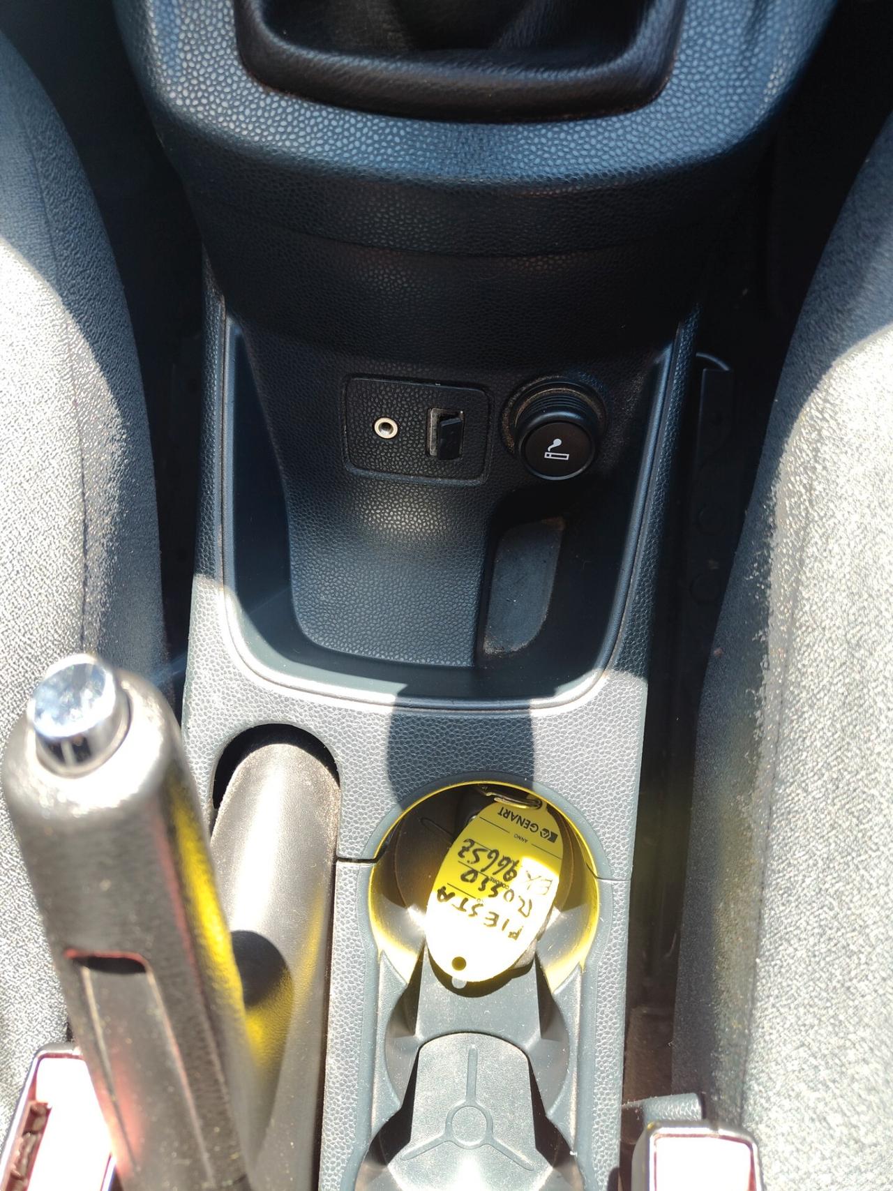 Ford Fiesta 1.4 TDCi 5p. Titanium