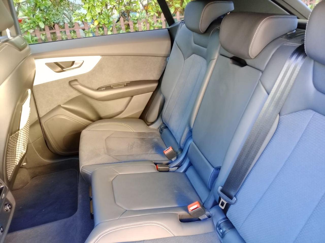 Audi Q8 Sport 3.0 50 TDI MHEV #7448