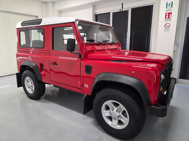 LAND ROVER Defender 90 TDI 300 ARIA CONDIZIONATA 7 POSTI