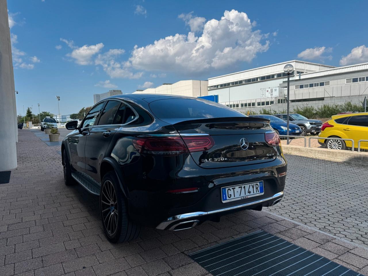Mercedes-benz GLC 300 GLC 300 e 4Matic Plug-in hybrid Coupé Premium