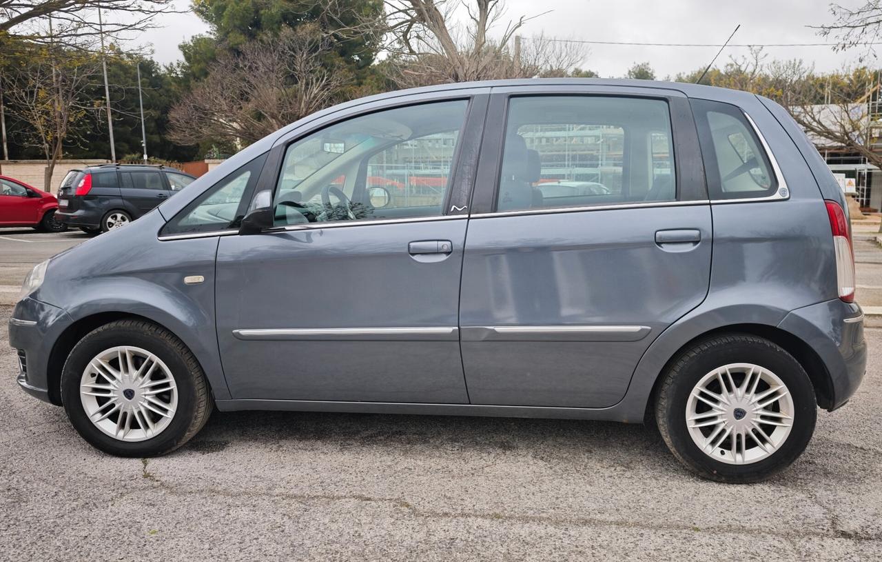 Lancia MUSA 1.6 Multijet Poltrona Frau