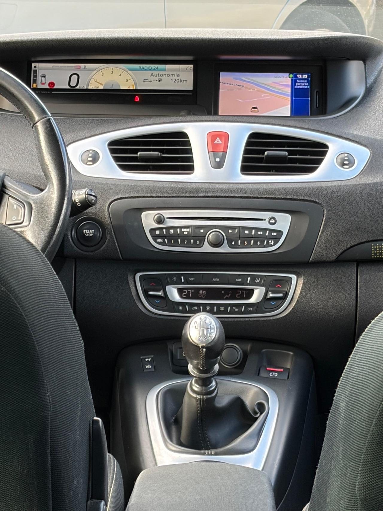 Renault Scenic X-Mod 1.9 dCi 130CV Luxe