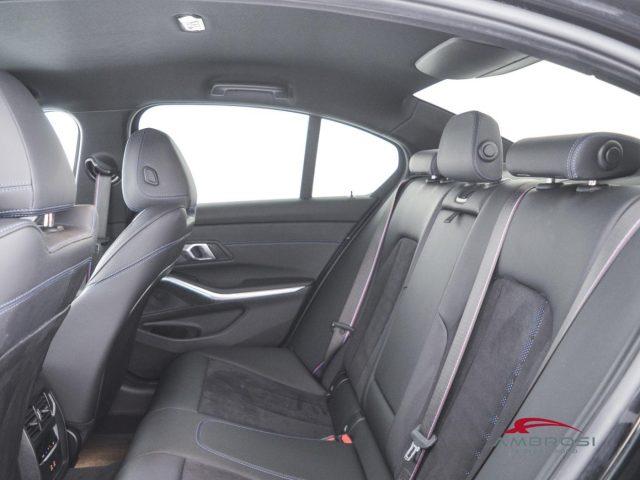 BMW 320 Serie 3 d mhev 48V MSport auto