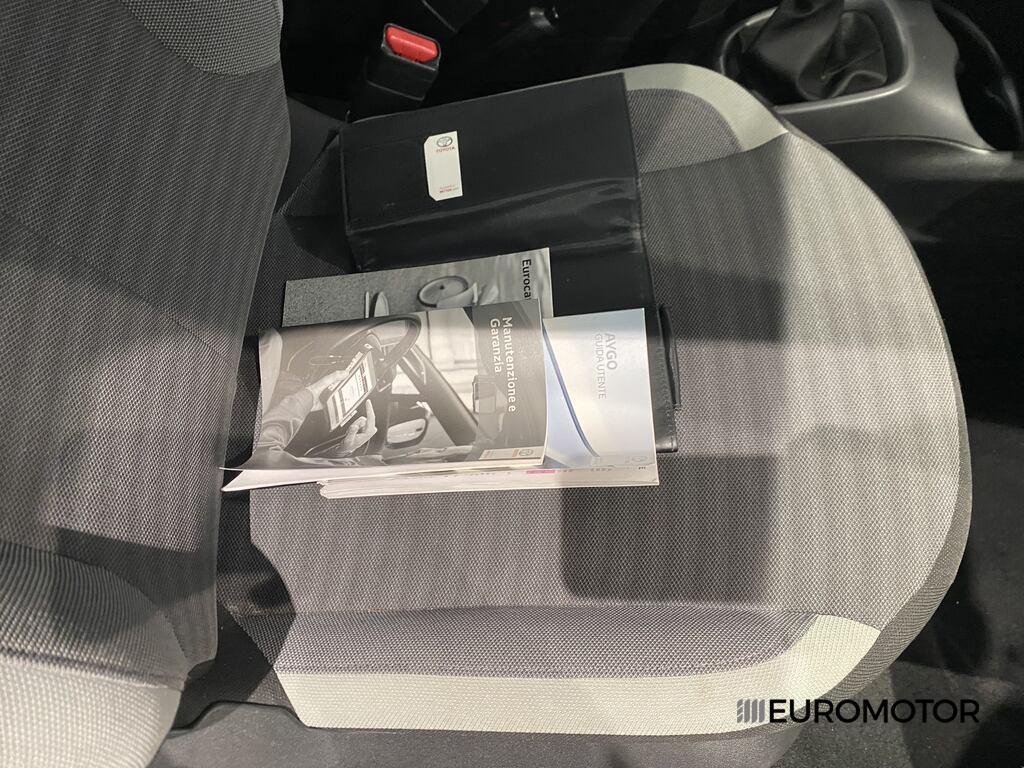 Toyota Aygo 5 Porte 1.0 VVT-i x-fun
