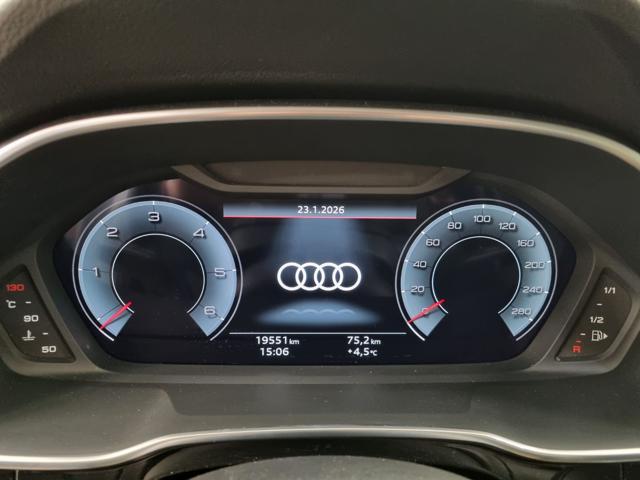 AUDI Q3 35 TDI S tronic Business Advanced