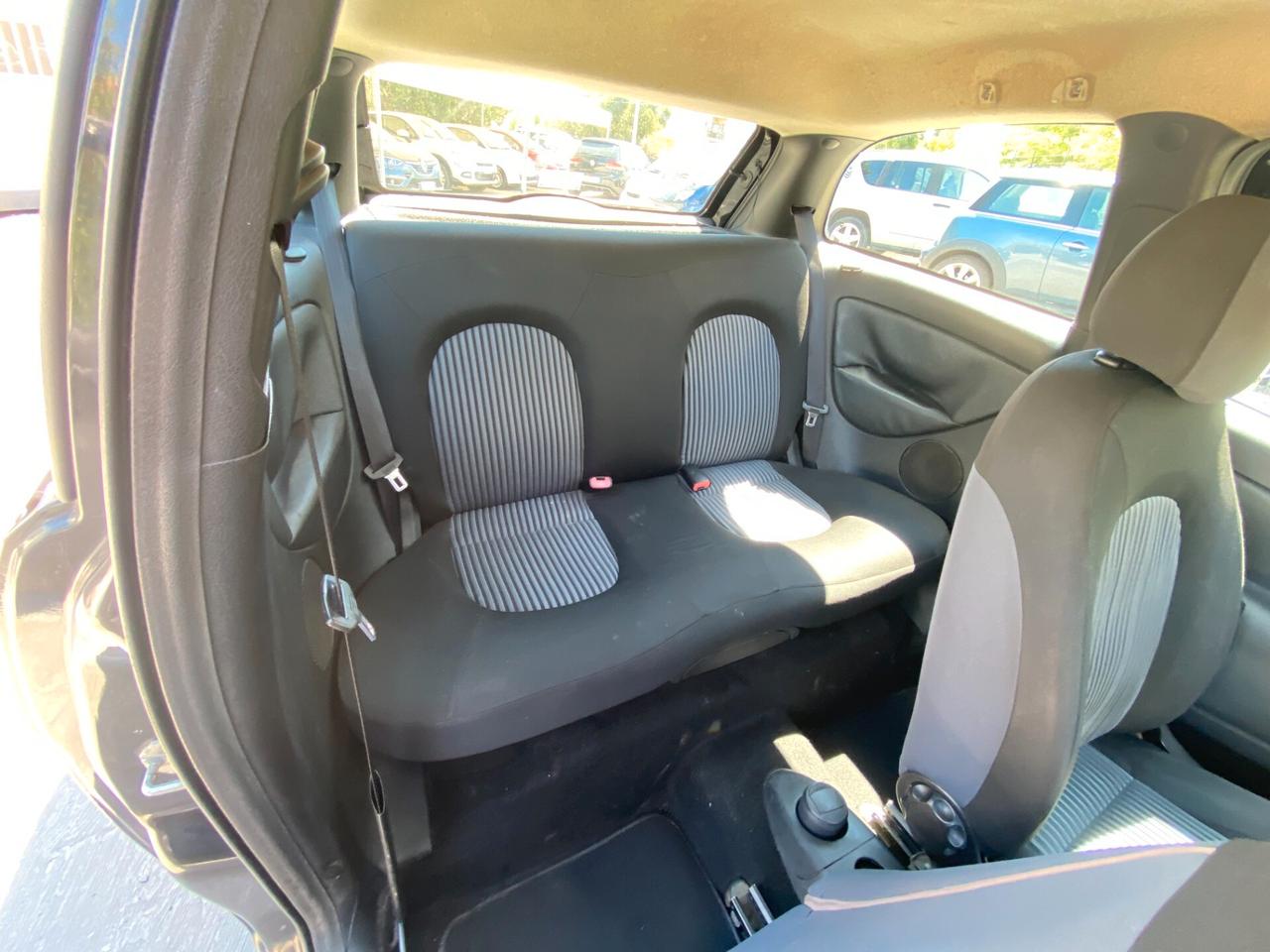 Lancia Ypsilon 1.3 MJT 75 CV Argento