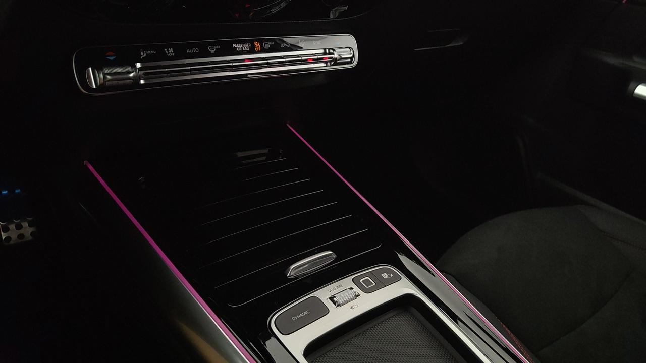 Mercedes-Benz GLA 200 d automatic