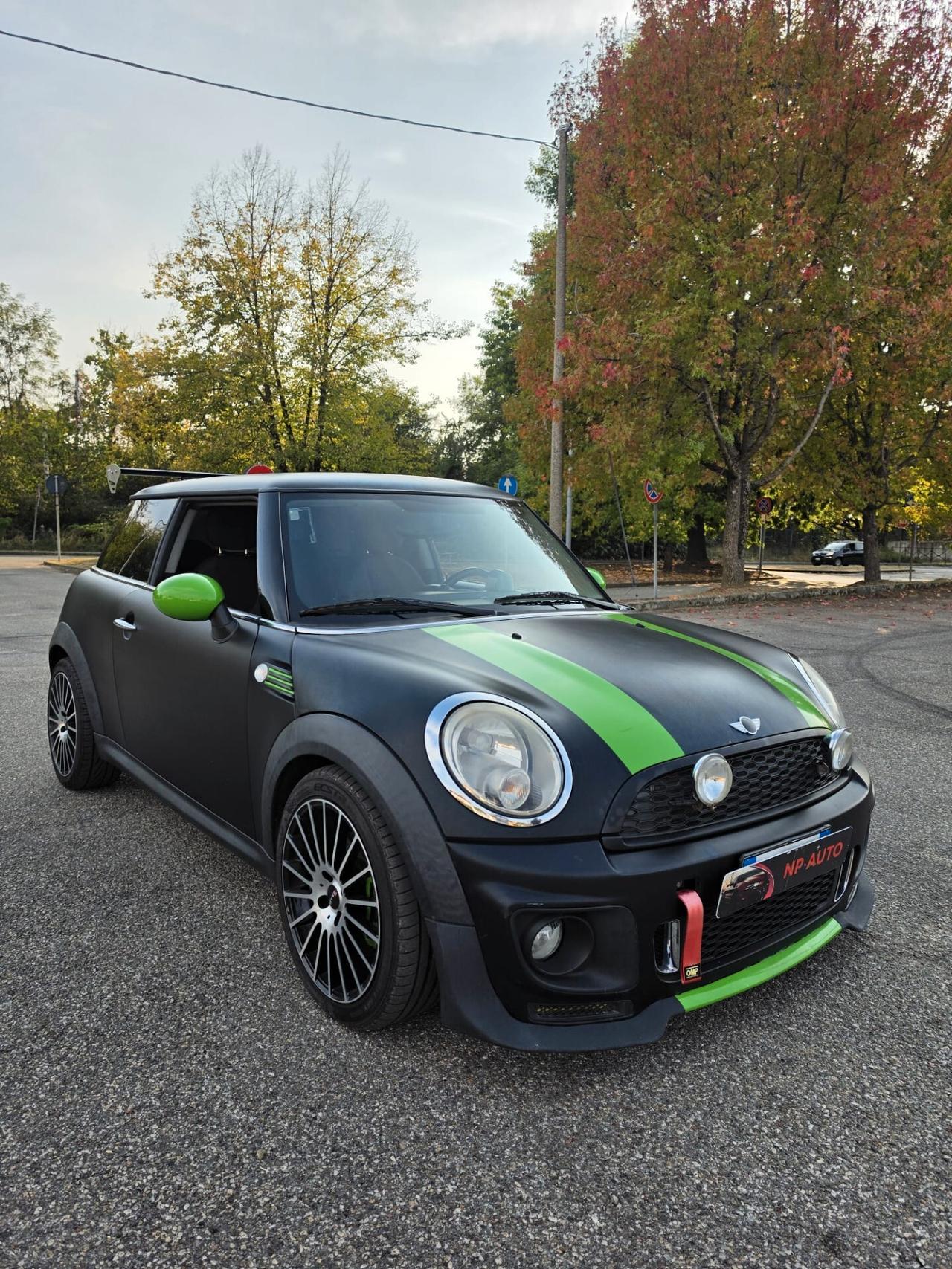 Mini cooper d NEOPATENTATI