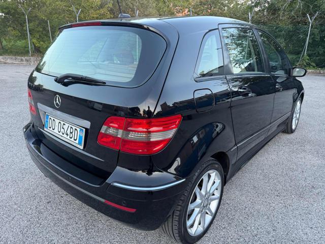 MERCEDES-BENZ B 180 CDI Sport