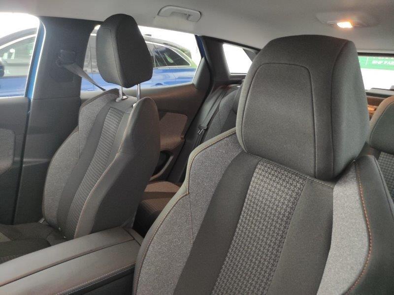 PEUGEOT 3008 2ª serie (AUTOCARRO) BlueHDi 130 S&S EAT8 Active