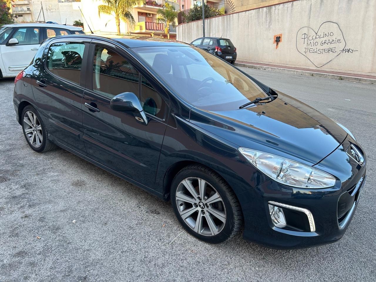 Peugeot 308 1.6 e-HDi allure tetto panoramico