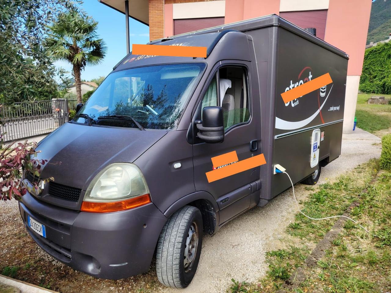 FOOD TRUCK RENAULT MASTER TD
