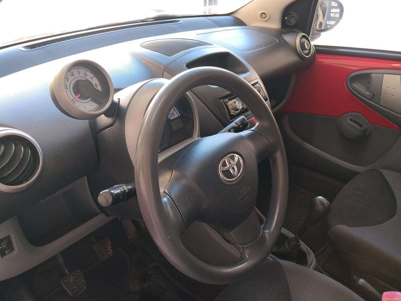 Toyota Aygo 1.0 benzina 2008 CON GARANZIA