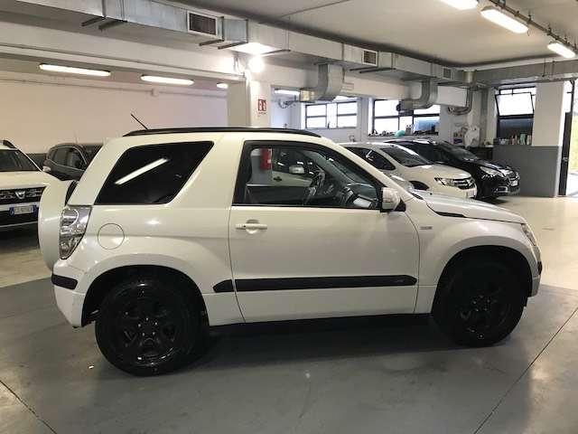 Suzuki Grand Vitara 3 PORTE / 1.9 ddis Special Edition / 4X4