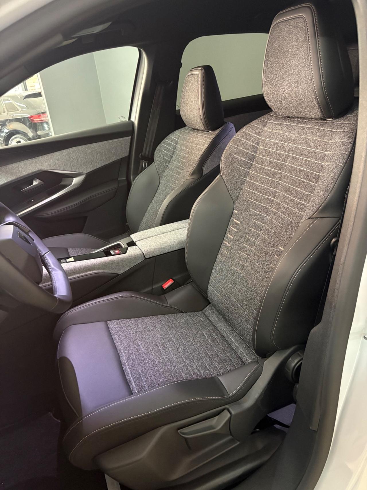 Peugeot 3008 Hybrid 145 e-DCS6 Allure