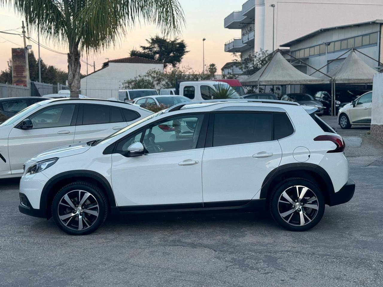 Peugeot 2008 PureTech Turbo 110 EAT6 S&S Allure