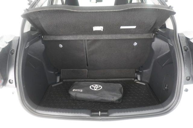 TOYOTA Yaris Yaris 1.0 5 porte Active