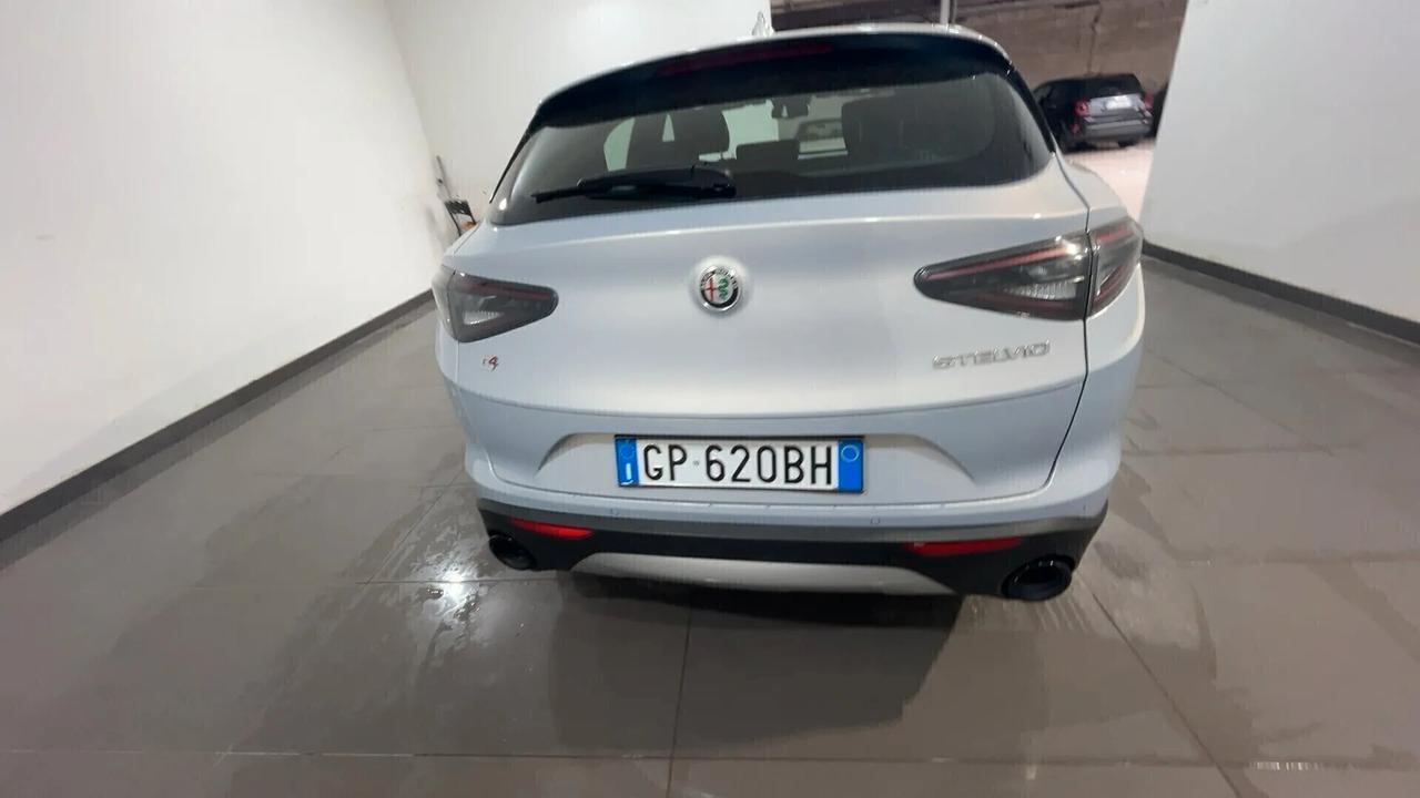 Alfa Romeo Stelvio 2.2 Turbodiesel 210 CV AT8 Q4 Super SU ORDINAZIONE