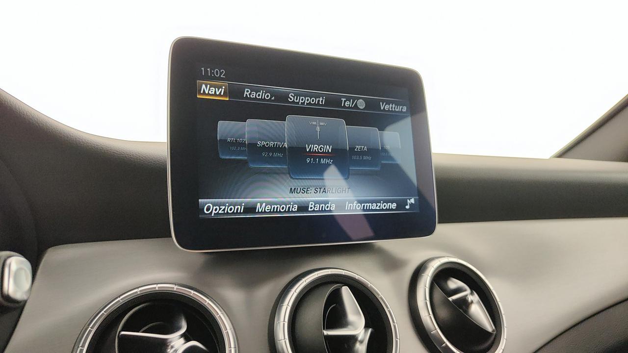 Mercedes-Benz CLA 200 d (cdi) Premium auto