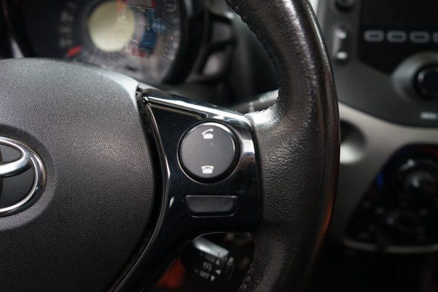 TOYOTA Aygo 1.0 VVT-i 69 CV 5 porte x-cool