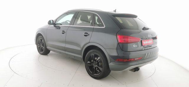 AUDI Q3 40 TFSI quattro S tronic Business Advanced