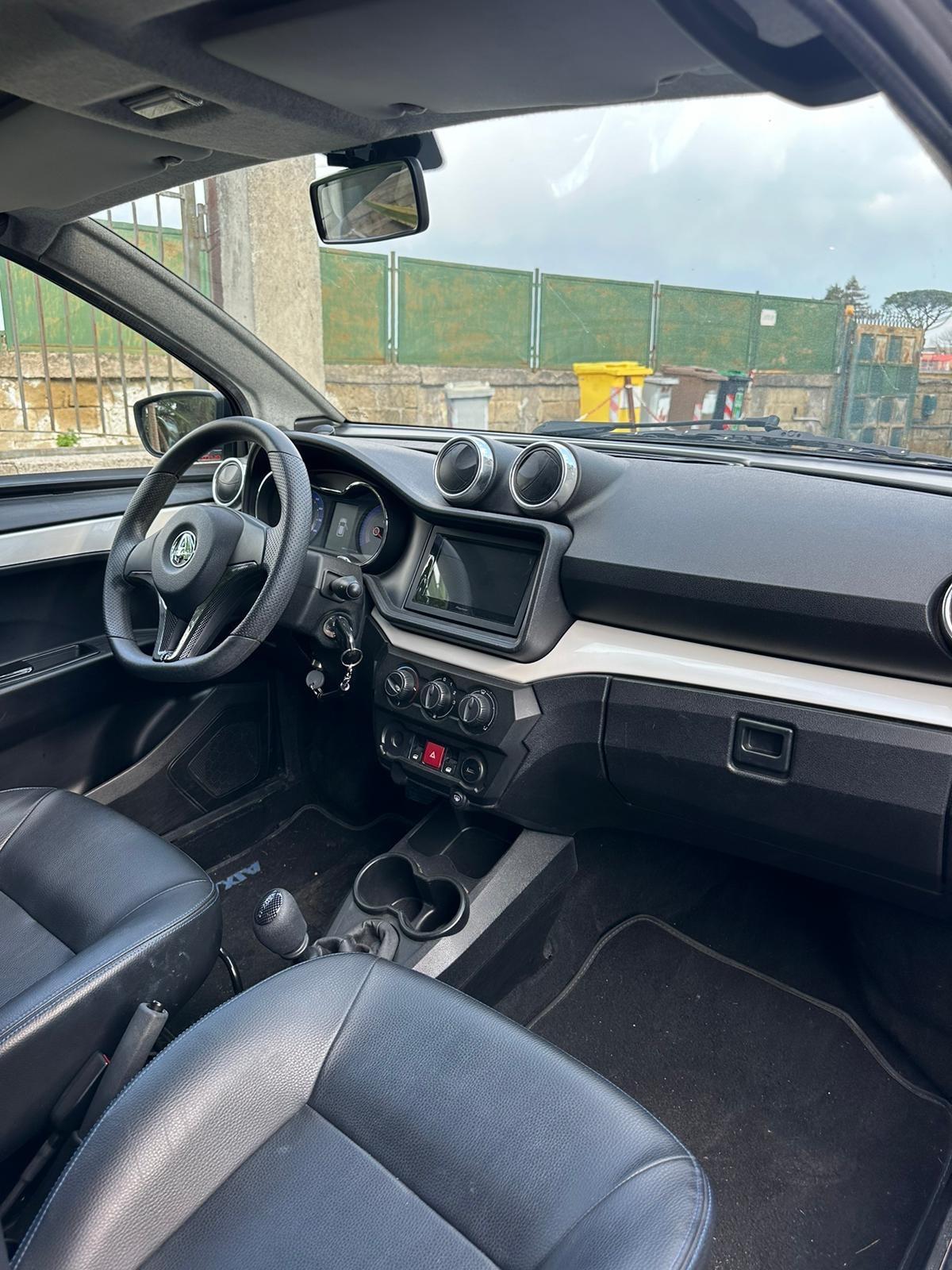 Aixam emotion gto white 2022 6500 km full