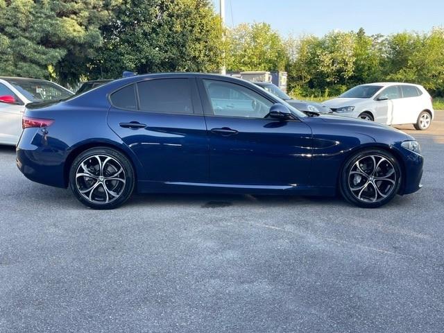 Alfa Romeo Giulia 2.2 Turbodiesel 150 CV Business Launch Edition
