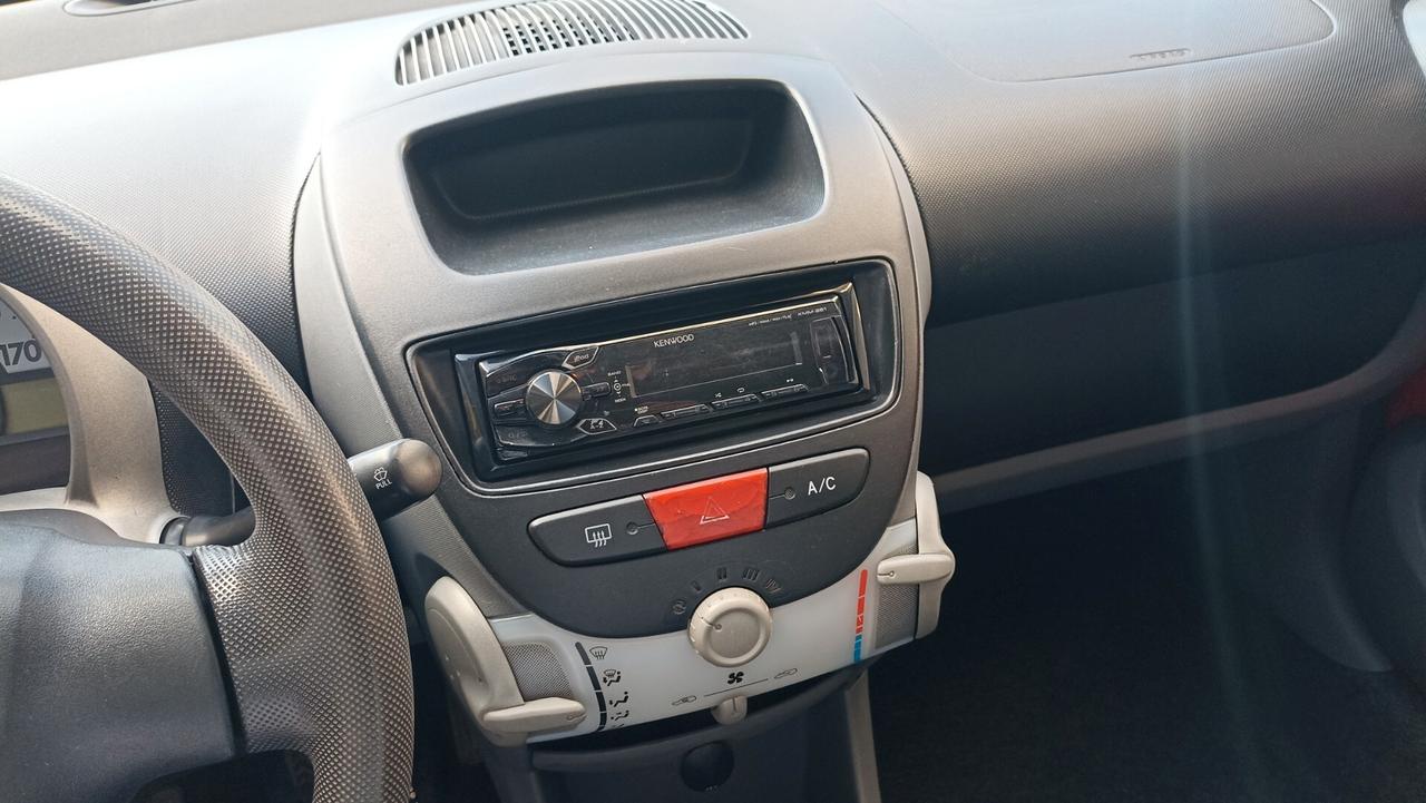 Toyota Aygo 1.0 12V VVT-i 5 porte