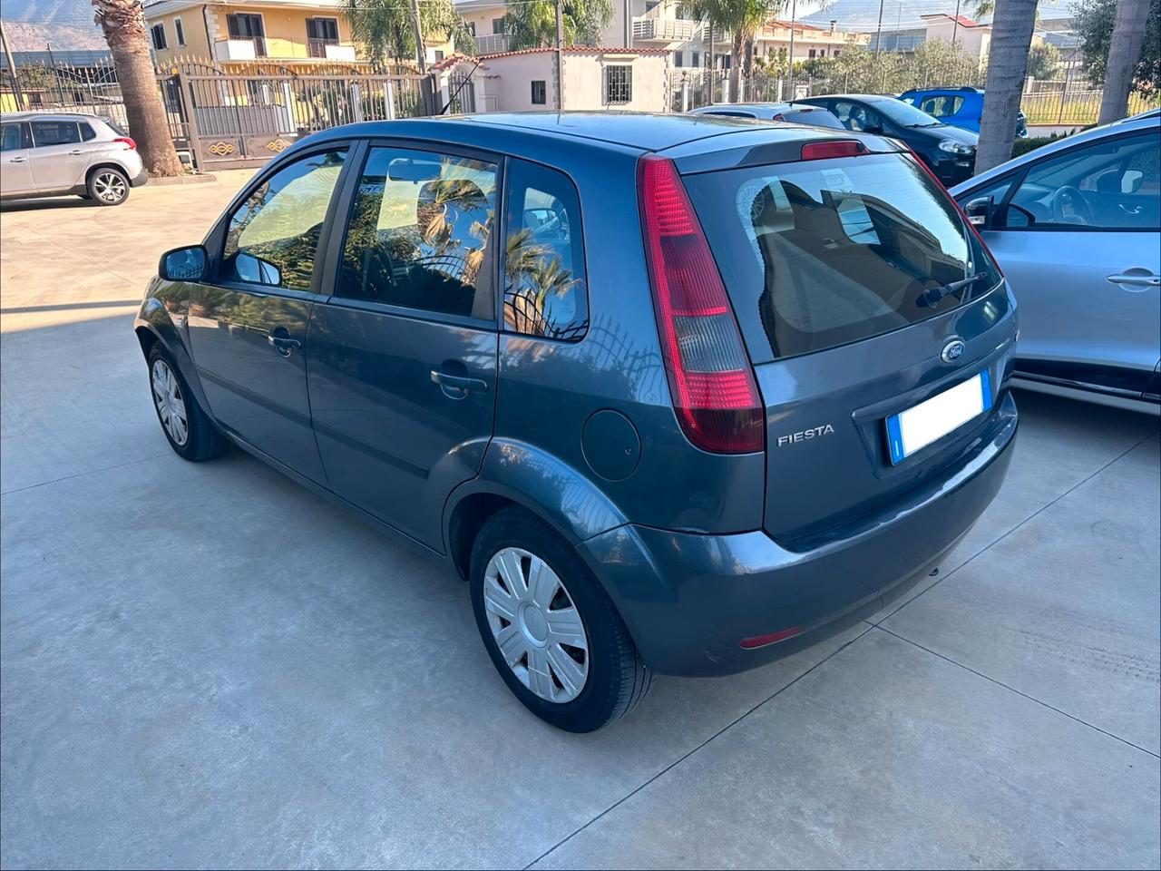 Ford Fiesta 1.4 TDCi 5p. Ghia