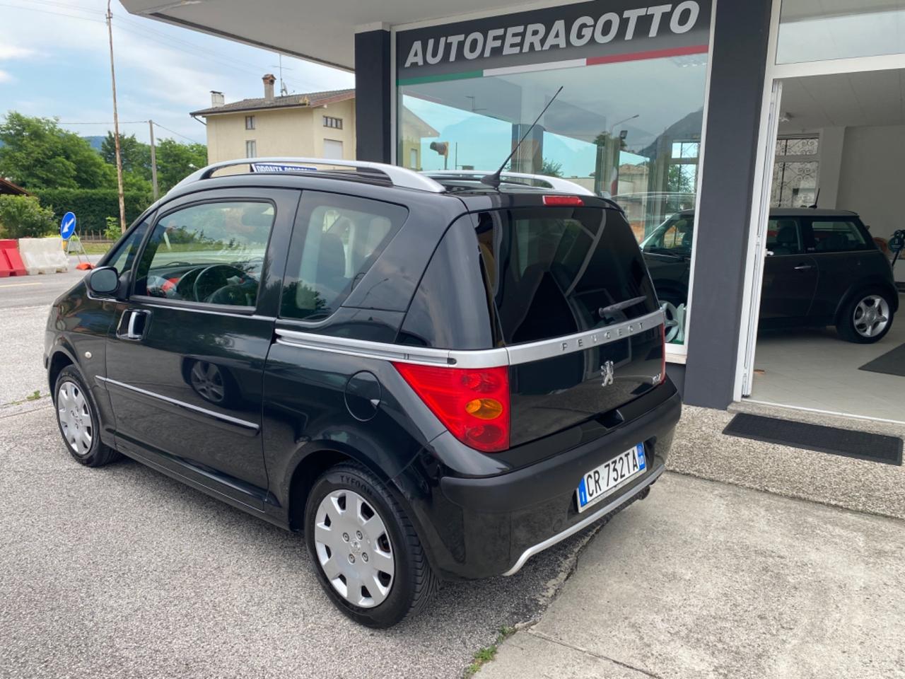 Peugeot 1007 1.6 Trendy 2Tronic