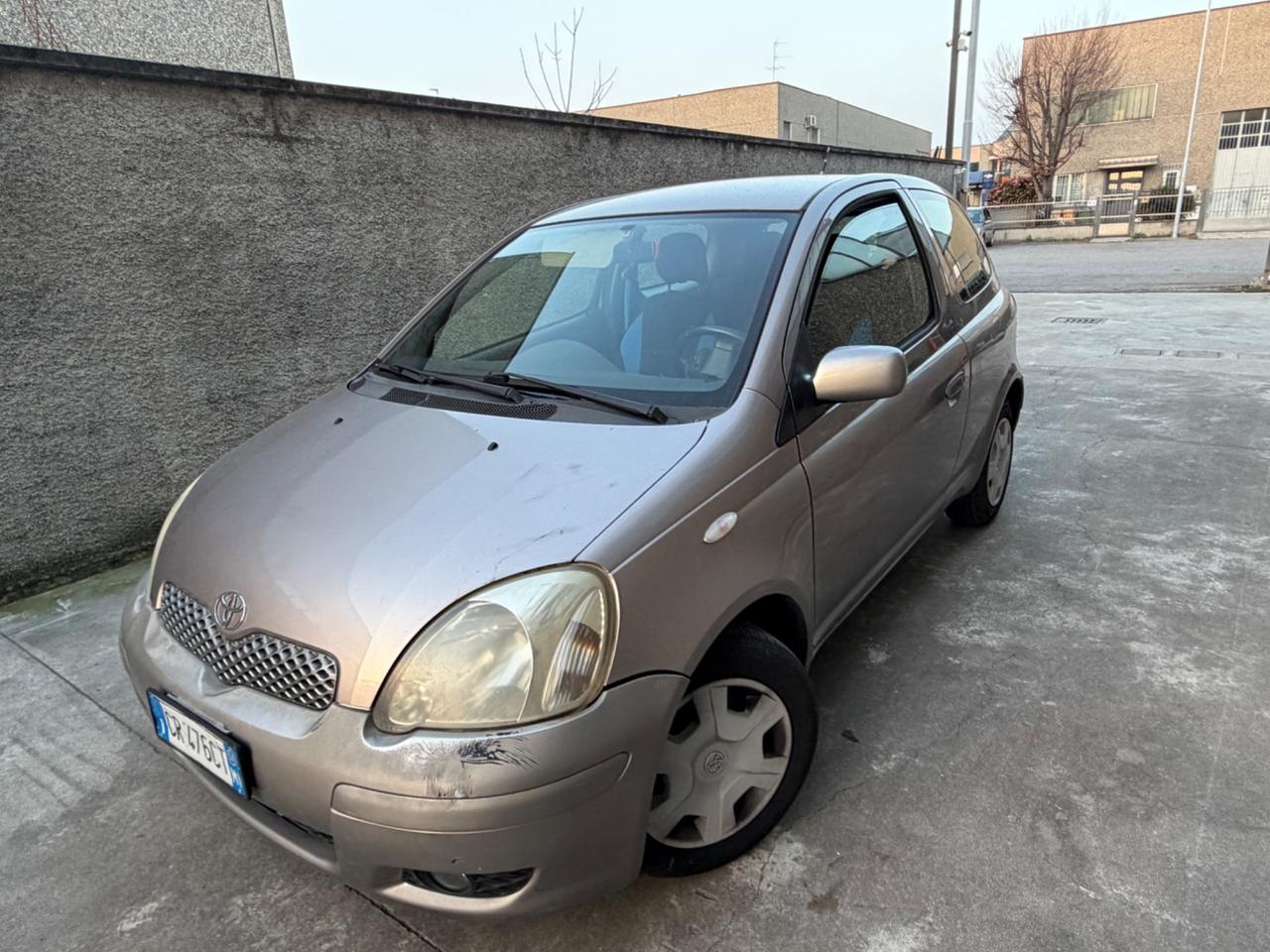 Toyota Yaris 1.3i benzina euro4