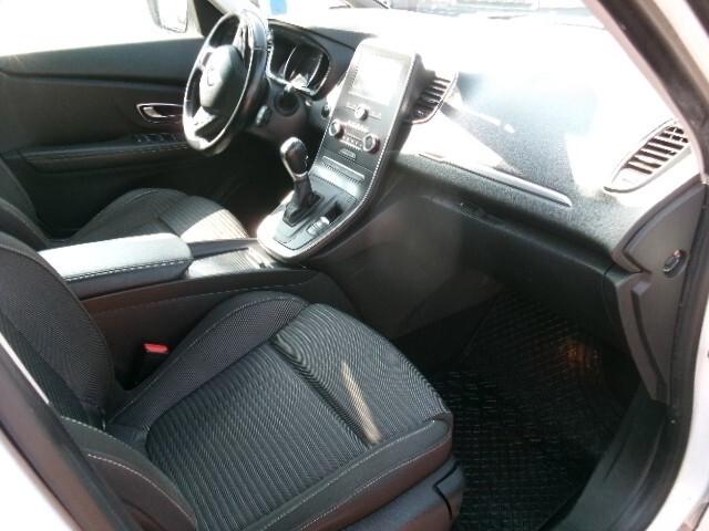 Renault Grand Scenic dCi 8V 110 CV EDC Energy Intens