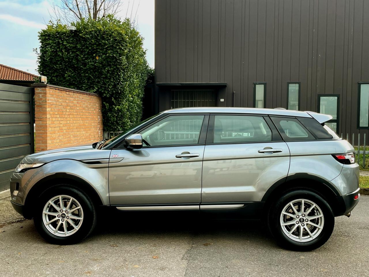 RANGE ROVER EVOQUE 2.2D aut.-159000km-2013