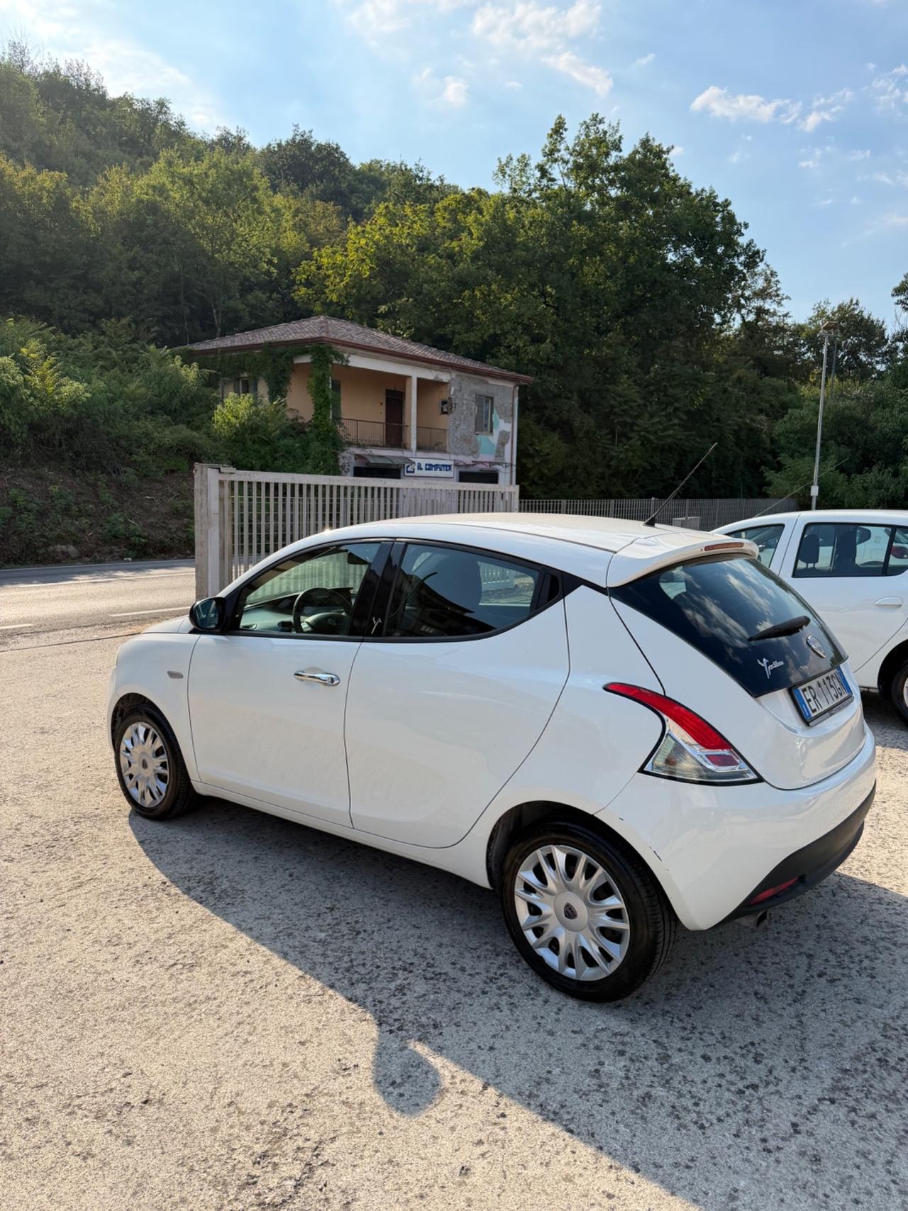 Lancia Ypsilon 1.3 MJT 16V 95 CV 5 porte S&S Gold