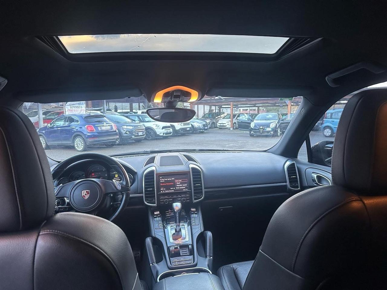Porsche Cayenne 3.0 Diesel 240 cv tetto apribile