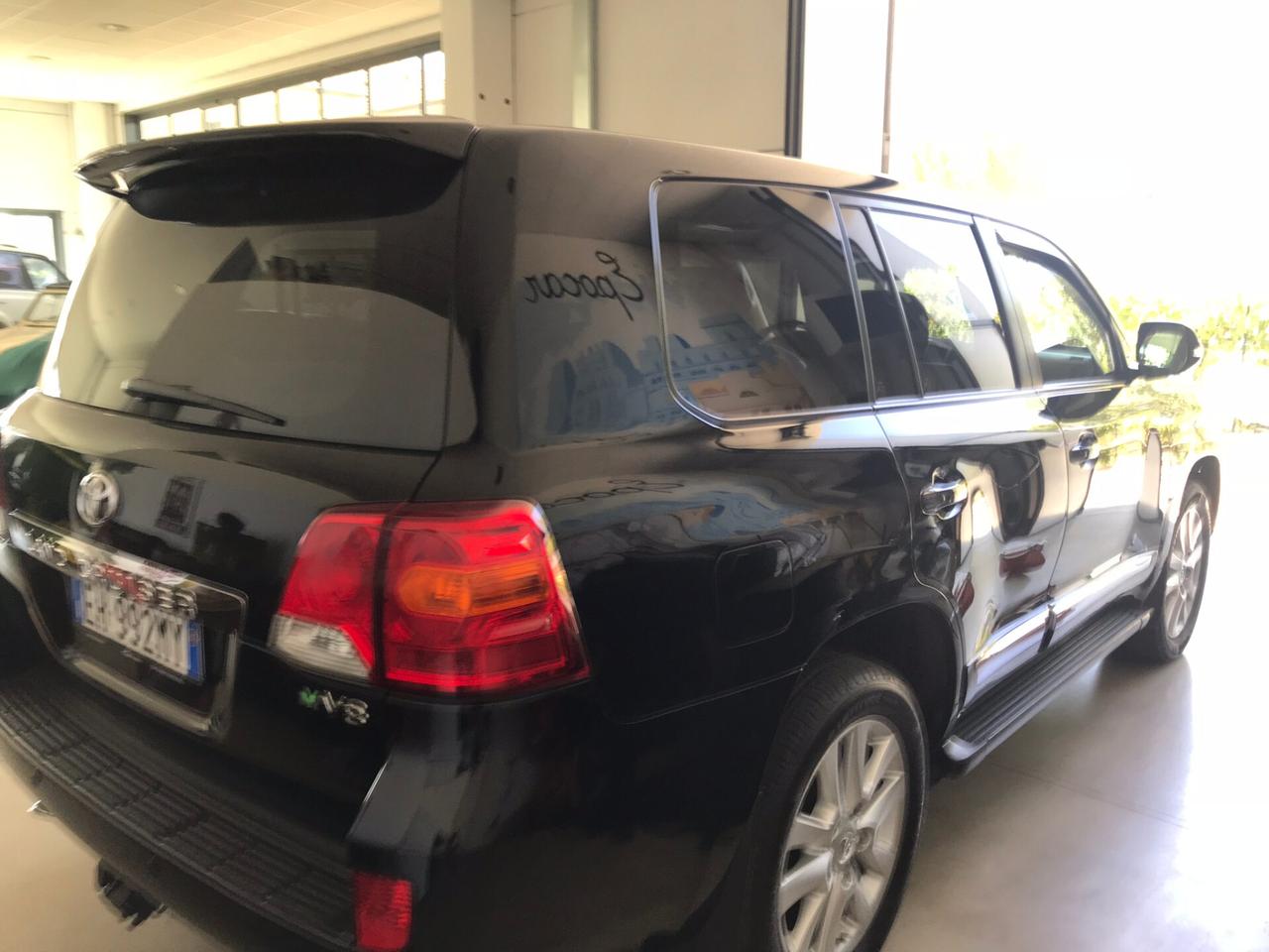 Toyota Land Cruiser J20 VDJ 200 M