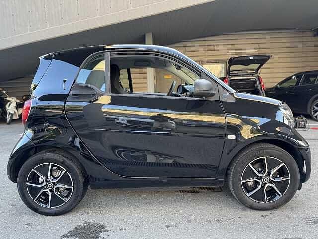 Smart fortwo EQ Pure