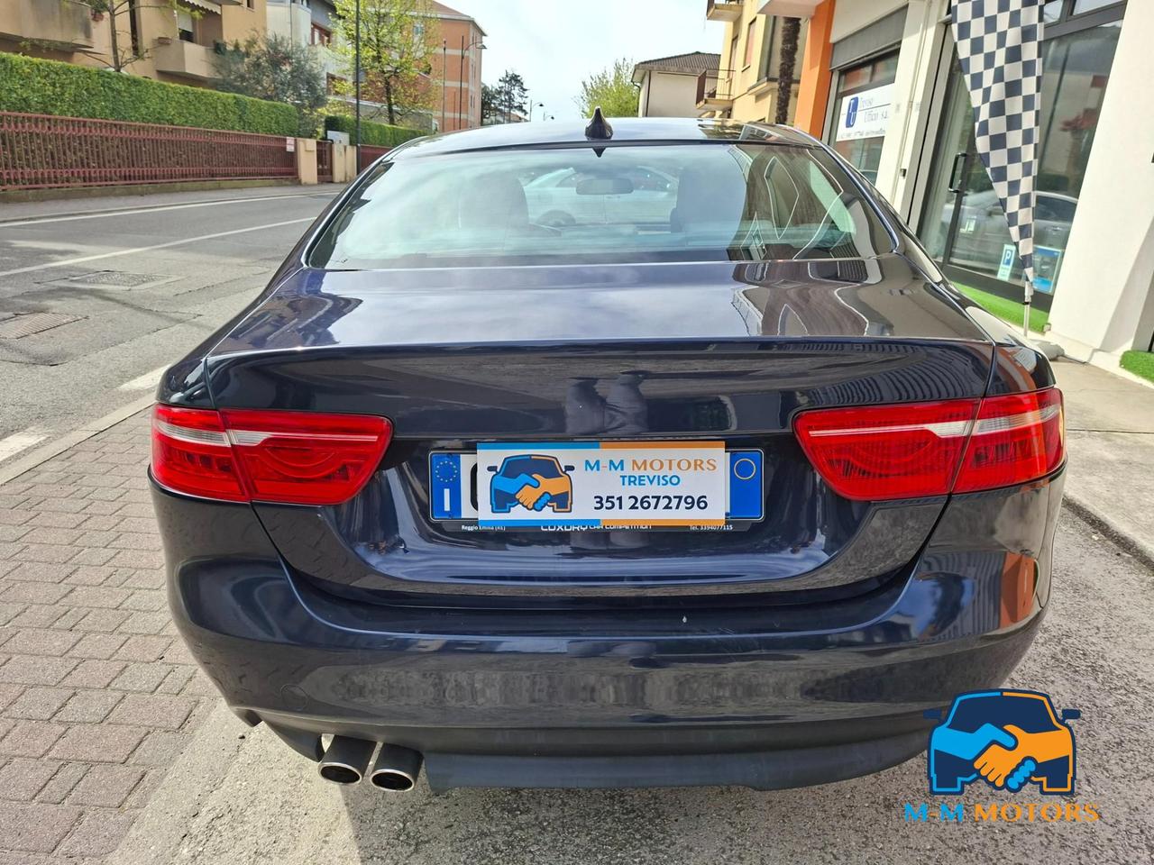 Jaguar XE Berlina XE 2.0d i4 Prestige Business edition 180cv auto my18