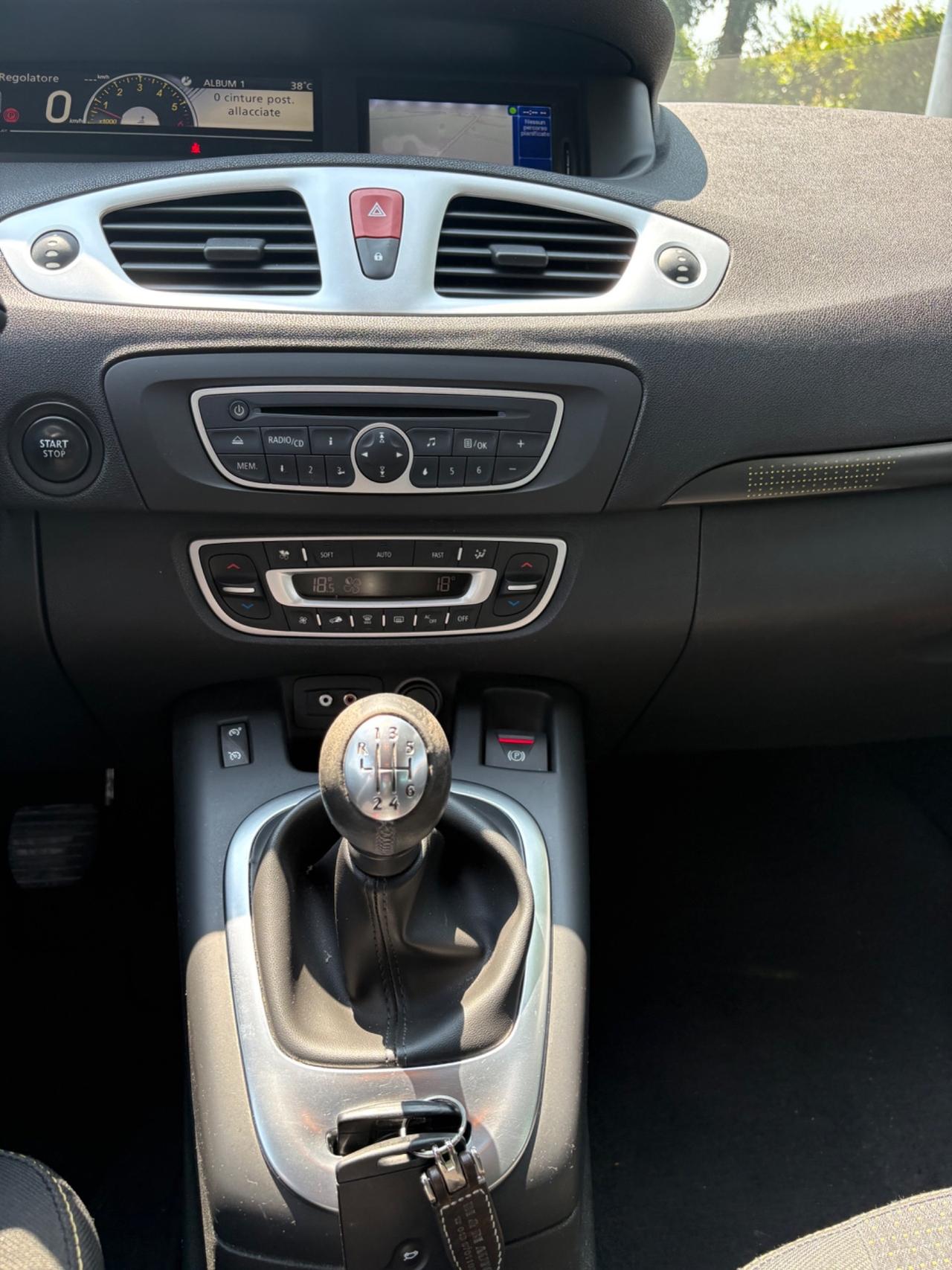 Renault Scenic Scénic X-Mod 1.5 dCi 110CV Luxe