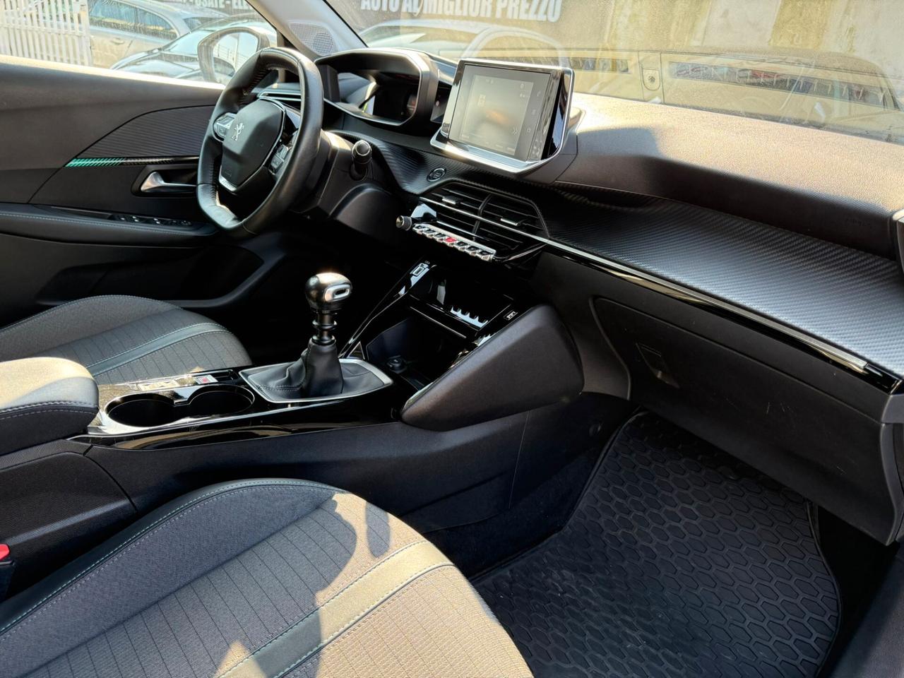 Peugeot 208 2023 PureTech 100CV Stop&Start Allure Pack