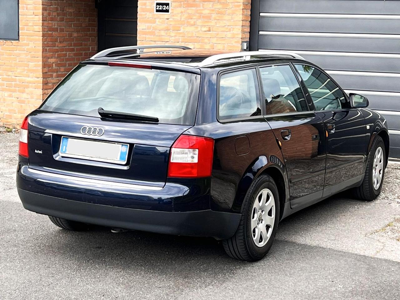 Audi A4 1.9TDi 130cv-U.Prop-Tag.Cert-5Raporti-2002