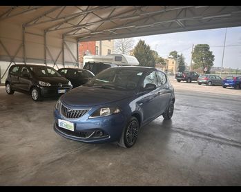 LANCIA Ypsilon 3ª serie - Ypsilon 1.0 FireFly 5 porte S&S Hybrid Silver