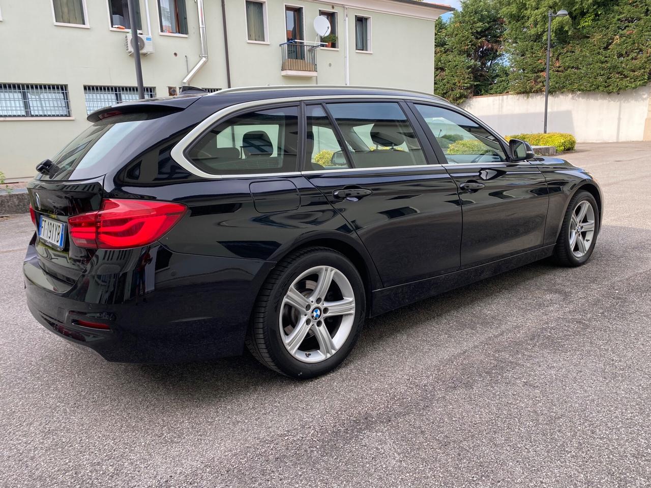Bmw 316 316D Touring Luxury