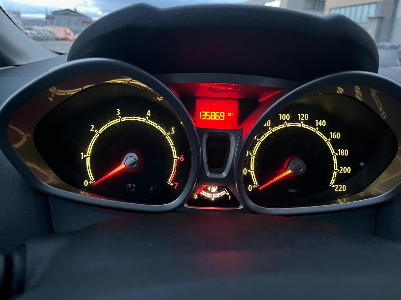 Ford Fiesta 1.4 5p Bz.- GPL Titanium 135000 km