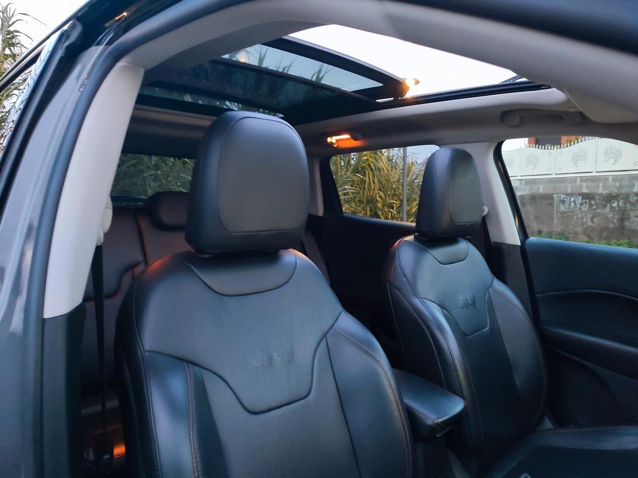 Jeep Compass 4X4 LIMITED TETTO APRIBILE 20 MJET 140CV AUTOMATIK